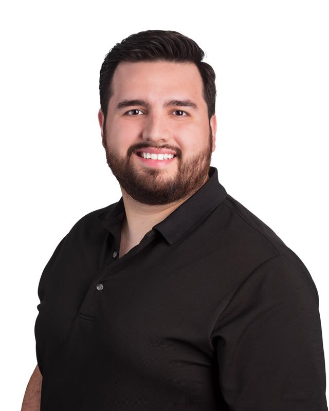 Photo of Juvenal Olivares