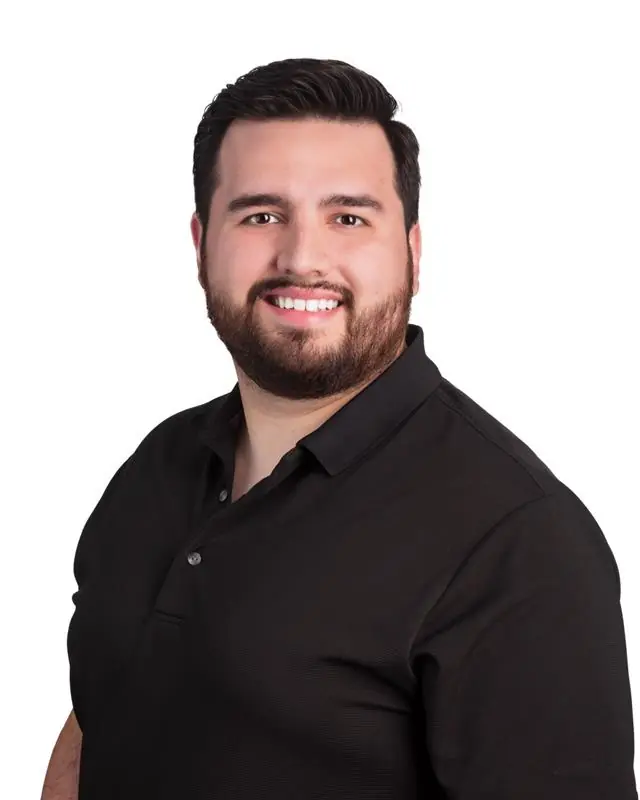 Photo of Juvenal Olivares